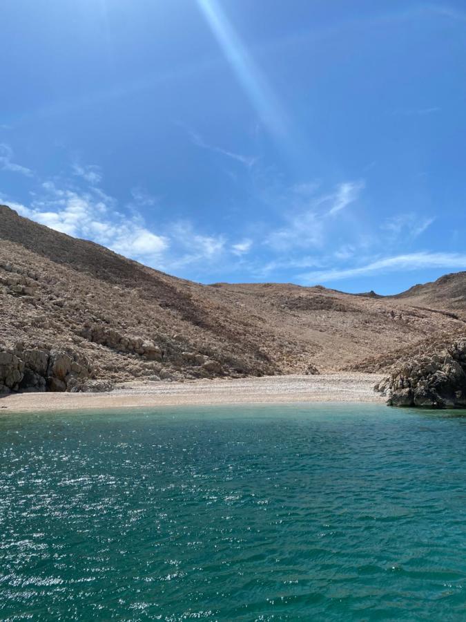 House Petra On The Beach-Sea เซซาริซา ภายนอก รูปภาพ